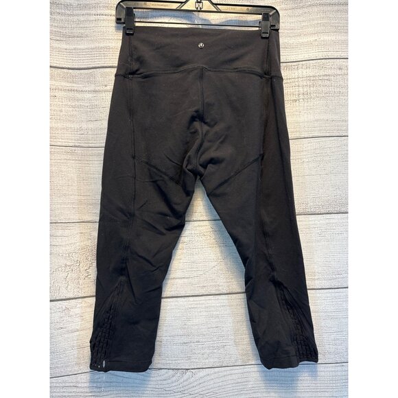 Women's Lululemon True Self Crop Black Size 12 - Picture 2 of 5